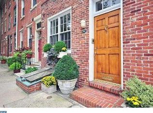 2146 Spring St, Philadelphia, PA 19103