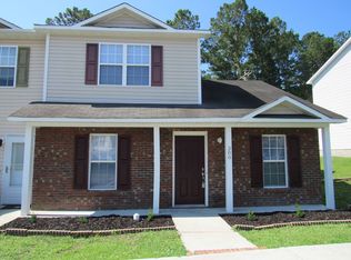 300 Meadowbrook Ln, Jacksonville, NC 28546