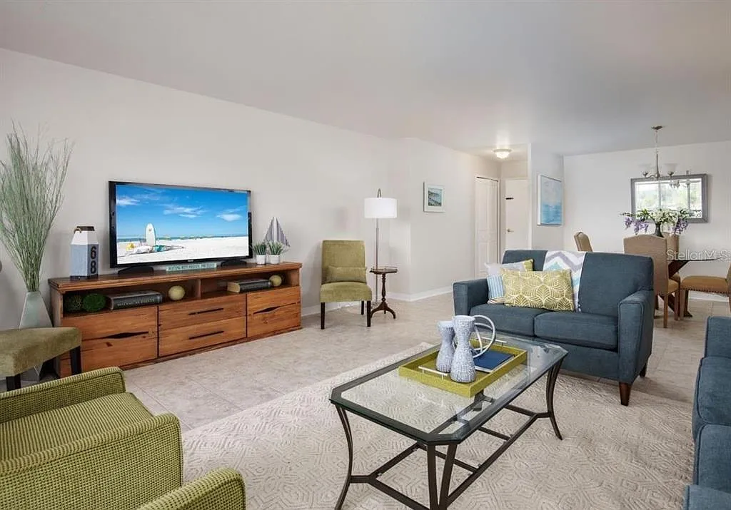 1 bed, 1.0 bath, 895 sqft, $1,800 — Photo 3
