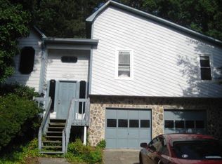 1631 Sky Crest Dr, Lithia Springs, GA 30122