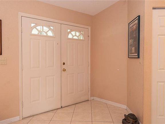 3rd image of 18431 Alphonse Cir