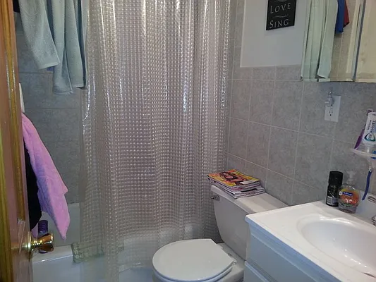 Rented by America Mecca Realty LLC | media 7