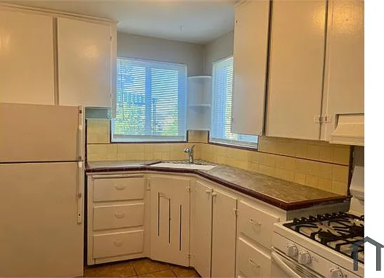2 bed, 974 sqft, $1,850 — Photo 4