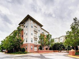 9480 Virginia Center Blvd