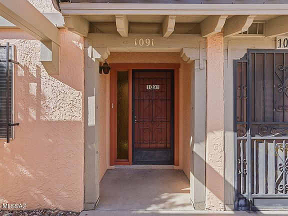 2nd image of 1091 S Calle De Las Casitas