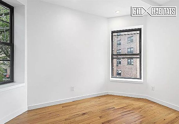 2nd image of 648 W 158th St