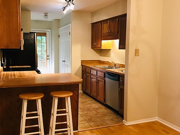 2nd image of 1493 Beaver Trail Dr