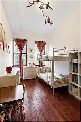 Sold by D'Andrea Craig Realty | media 19