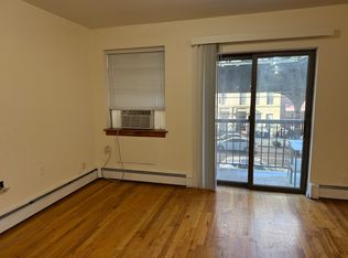 30-21 31st St #2, Astoria, NY 11102