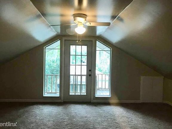 8A8AD235-D212-49C7-8E07-238F566BD979