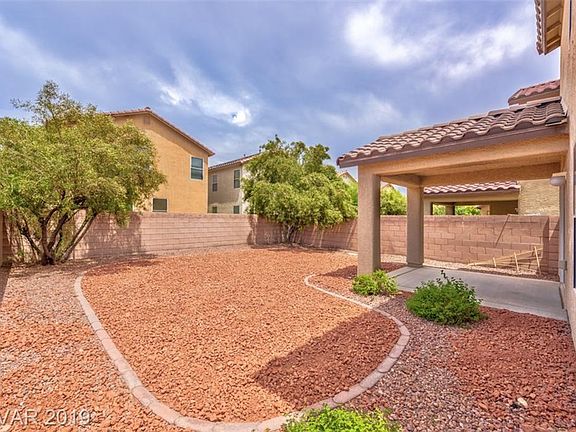 3rd image of 4838 Canary Diamond Ave