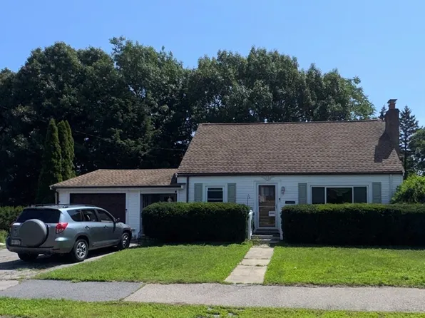 115 Eastwood Circuit, West Roxbury, MA 02132