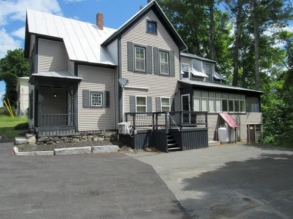 17 N Main Street, Solon, ME 04979