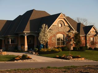 451 Ivy Trails Dr, Cincinnati, OH 45244