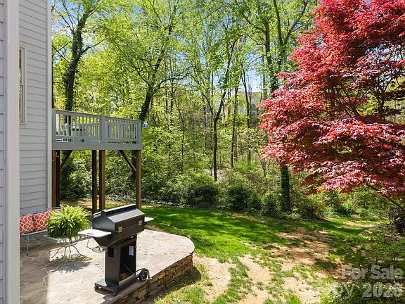 3rd image of 20432 Middletown Rd