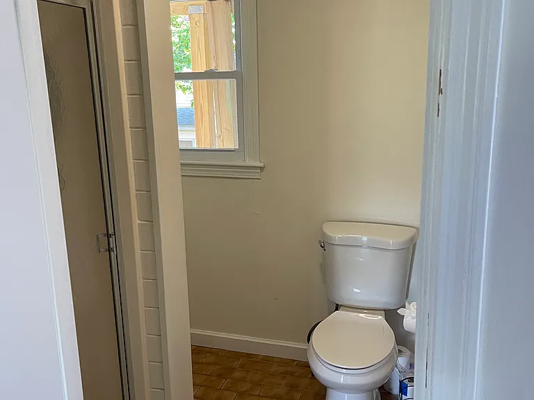 32 Maple St #1 — Photo 9