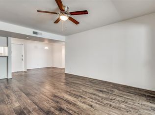 8527 Hearth Dr APT 32, Houston, TX 77054