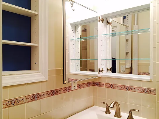 Rented by Keller Williams NYC | media 23