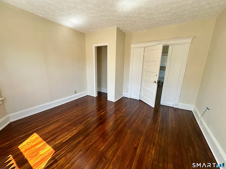 15-17 Beacon St #2 — Photo 2