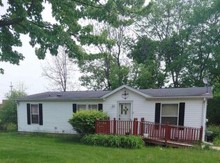 332 N Brooks St, Owosso, MI 48867