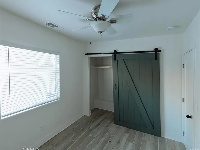 595 Ventura St — Photo 6