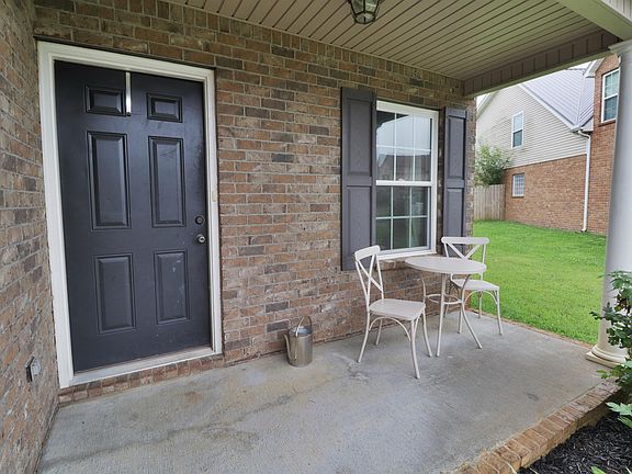 3rd image of 1423 Sunray Dr