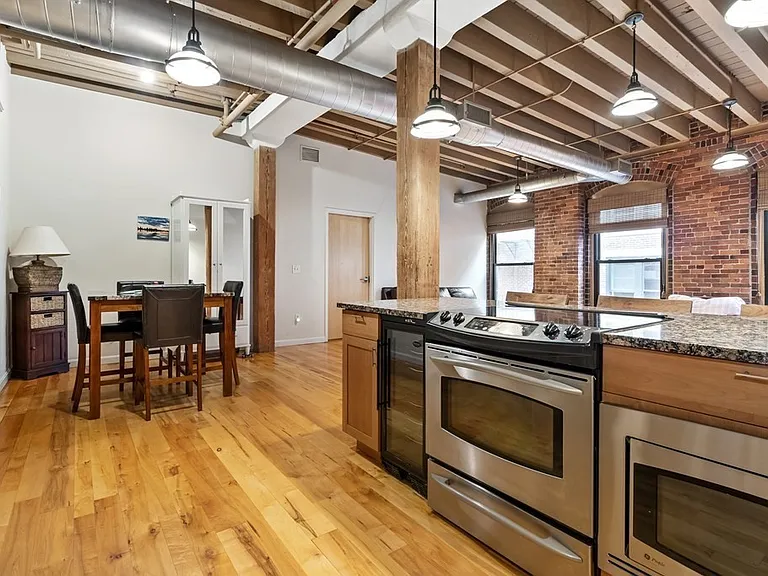 111 Beach St #3D — Photo 6