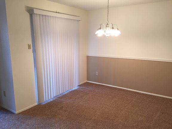 3rd image of 400 S Town Dr #506