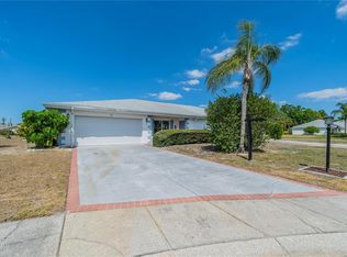 305 Hickory Stick Ct, Sun City Center, FL 33573
