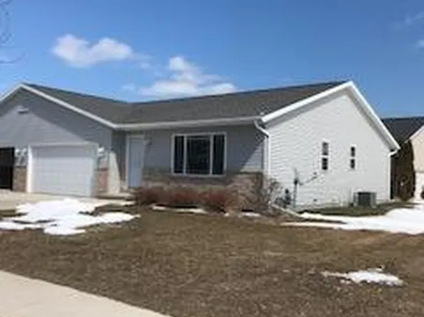 2339 S 22nd St, Manitowoc, WI 54220