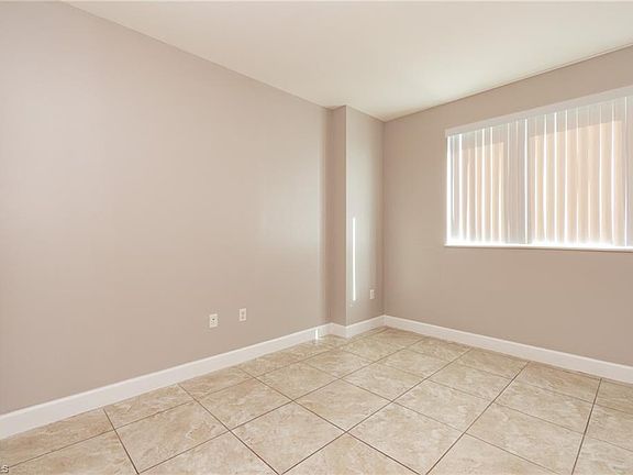 5th image of 3000 Oasis Grand Blvd APT 603