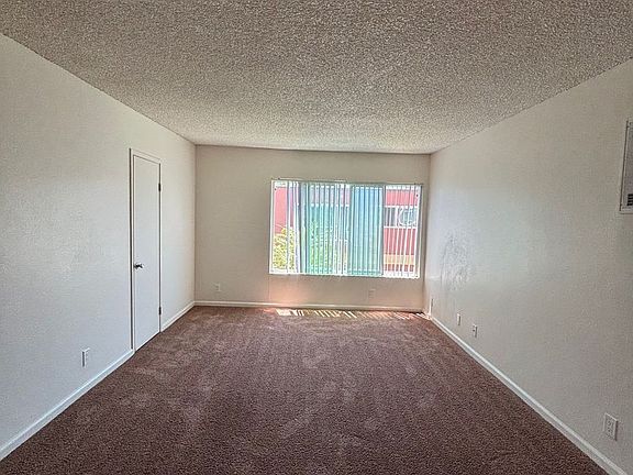 4th image of 667 F St APT E12