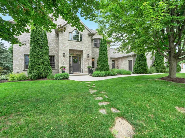 2091 Old Plank Rd, De Pere, WI 54115