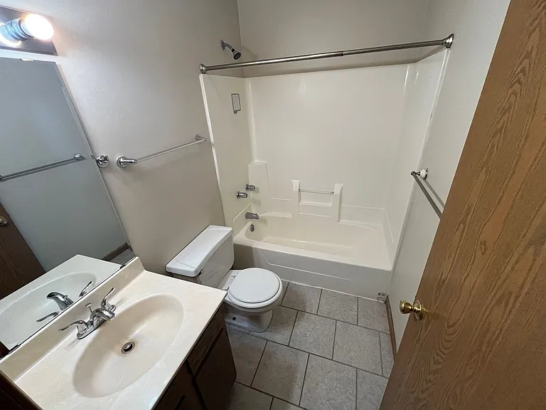 Sycamore Lane Apartments II — Photo 9