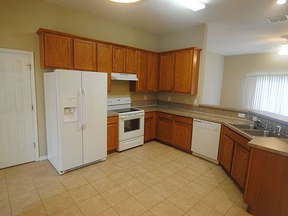 5th image of 2444 Willowbend Dr