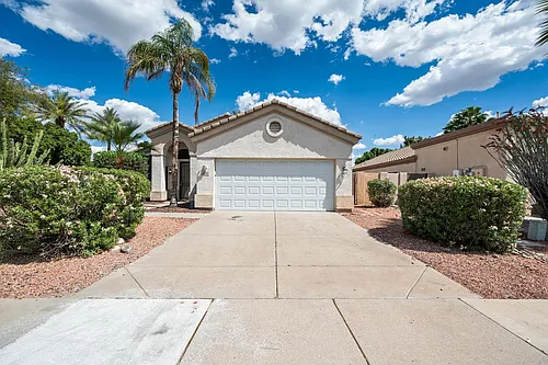 20717 N 59th Dr Photo 1