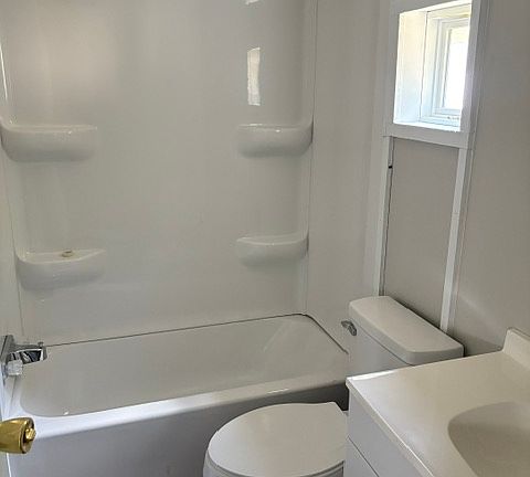 4th image of 504 Macon Embro Rd