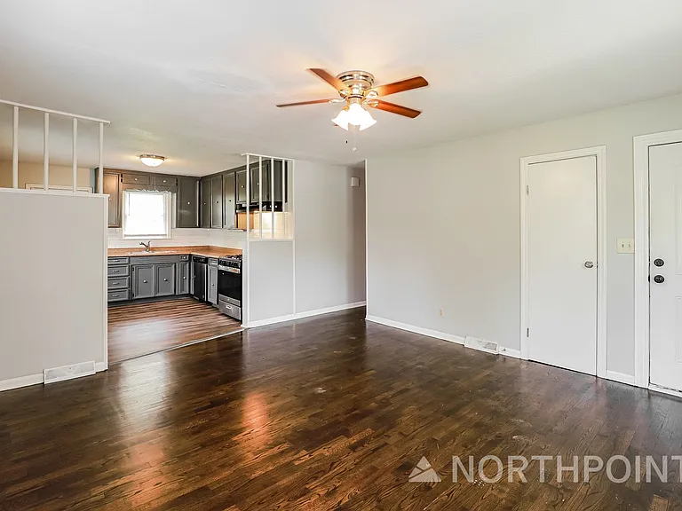 7937 N Jefferson St — Photo 3