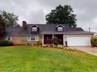 1509 Prairie Dr, Belpre, OH 45714