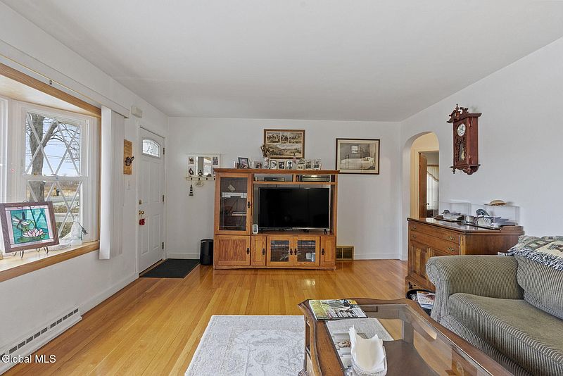 3rd image of 1399 Van Hoesen Road