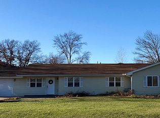 415 Meadow Ln, Hallsville, MO 65255