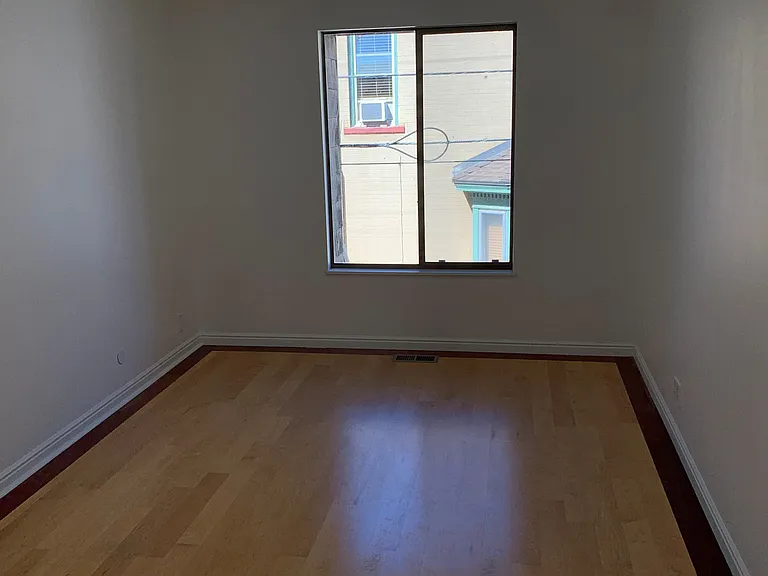 120 G St — Photo 6