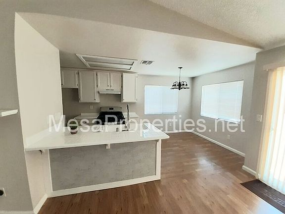 4th image of 10347 Pony Express Dr