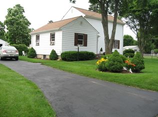 7 Richards Ave, Succasunna, NJ 07876