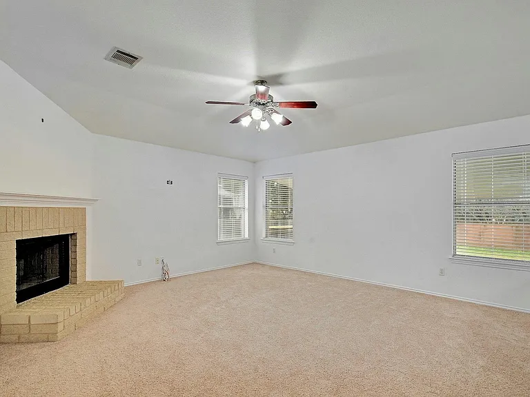 8605 Ganttcrest Dr — Photo 8