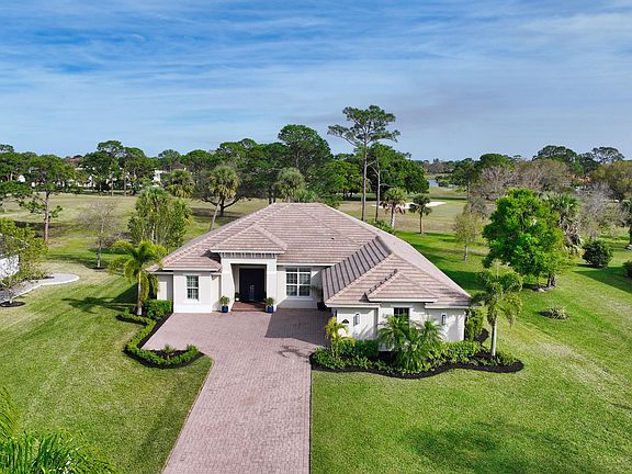 3rd image of 2974 Bent Pine Drive