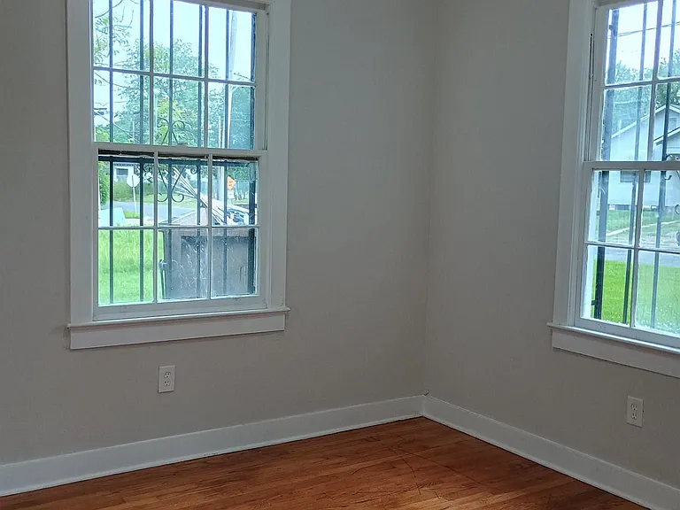 179 W Harrison St — Photo 5