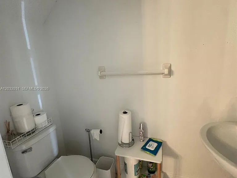 16682 Hemingway Dr — Photo 13