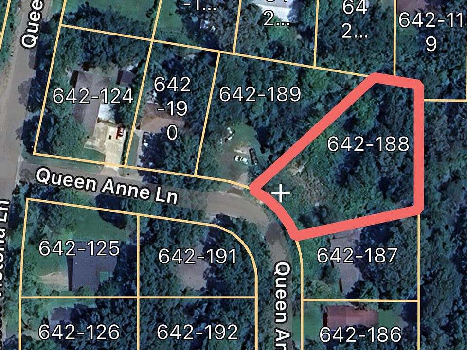 2nd image of 250 Queen Anne Ln Lot 20