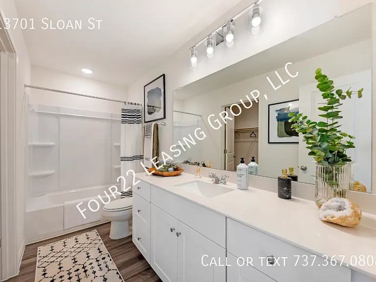 13701 Sloan St — Photo 12